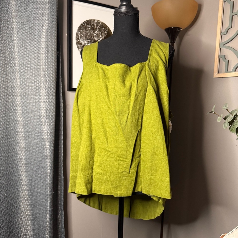 LC Lauren Conrad Vibrant Green Tank Top